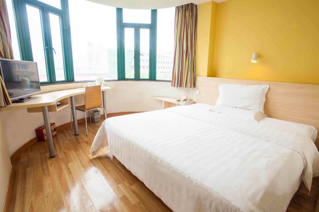 7Days Inn Changsha Xiangjiazhong Road Kaifu Temple Habitación foto